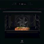 Ugradbena pećnica Electrolux EOE7P31Z