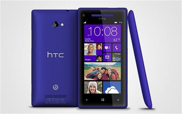 HTC Windows Phone 8X blue HTC Windows Phone 8X blue